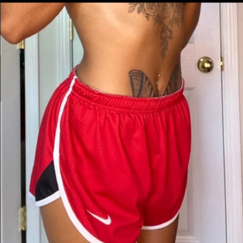 Nike Dri-FIT Shorts - Picture 1 of 6